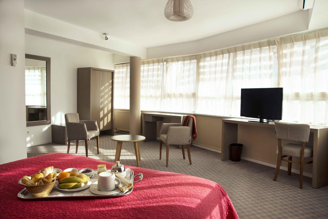 Hotel Biarritz Atlantique - Lycee Hotelier - Management School Exteriér fotografie